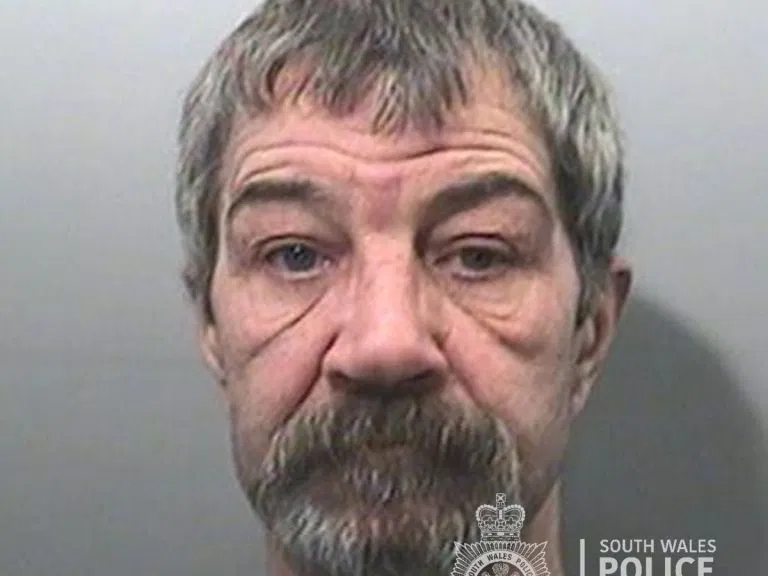 Lyndon Davies
